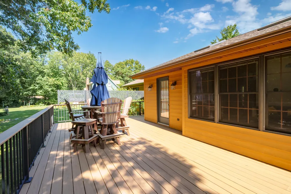 48884 Hickory Lane Mattawan, MI 49071