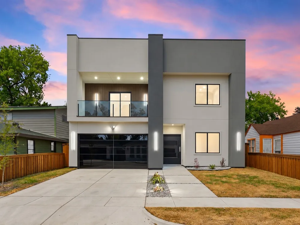 1711 Kraft Street Dallas, TX 75212