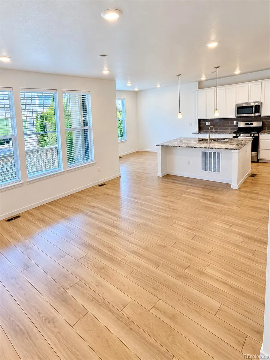 17820 Gallup Street Broomfield, CO 80023