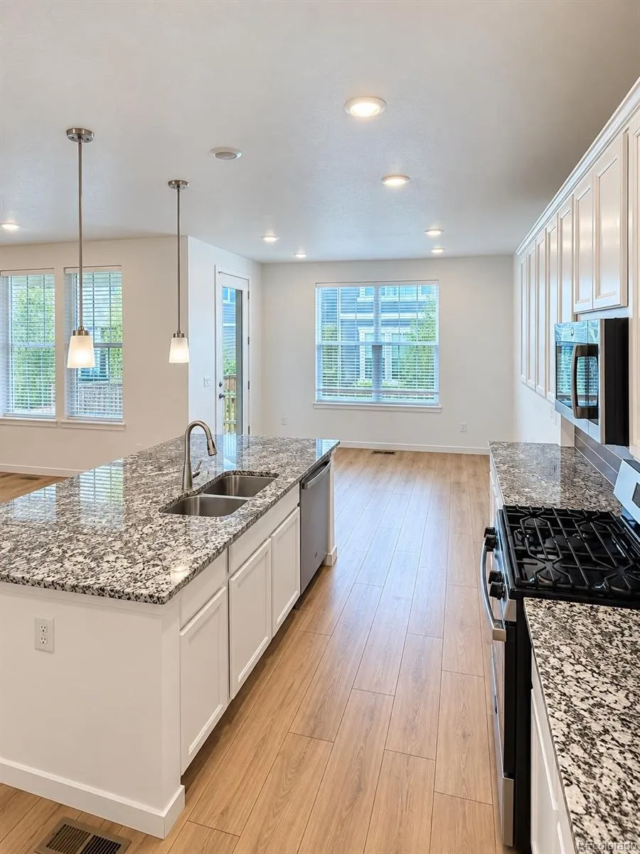17820 Gallup Street Broomfield, CO 80023