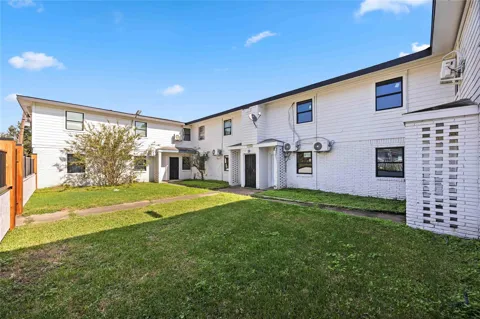6811 Del Rio Street #17