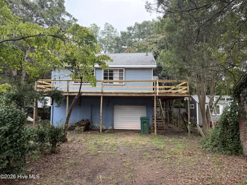 309 W Academy Street