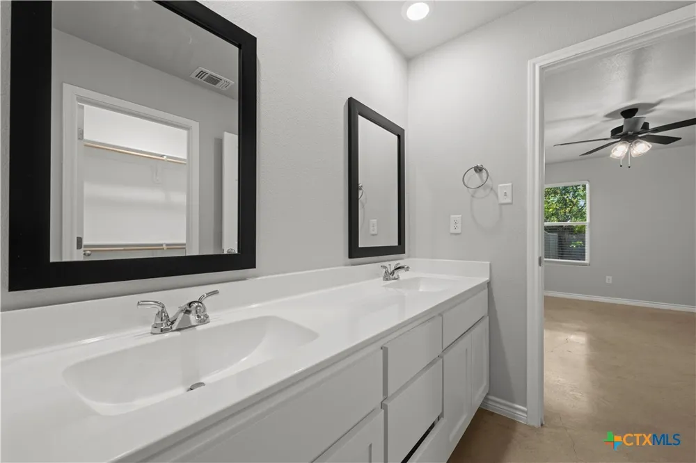 1908 Zuni Trace #A & B Harker Heights, TX 76548