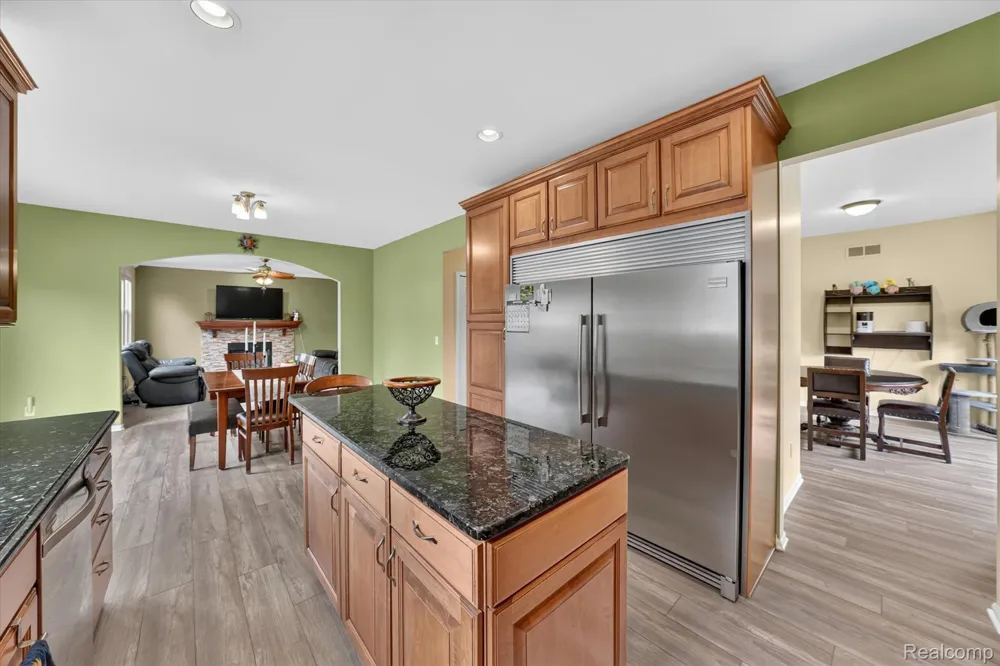 50414 Greycoat Lane Macomb Township, MI 48044