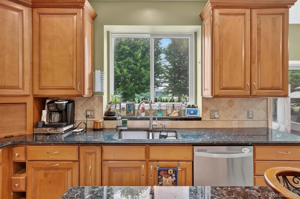 50414 Greycoat Lane Macomb Township, MI 48044