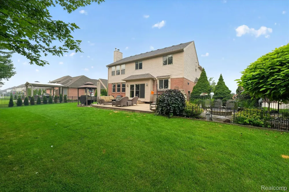 50414 Greycoat Lane Macomb Township, MI 48044