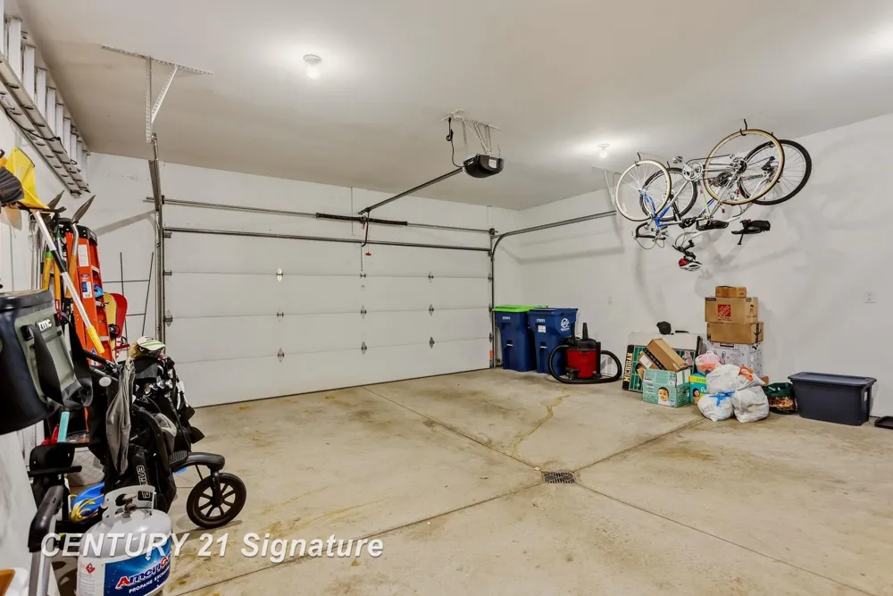 3014 Mackinaw Meadows Drive Saginaw Charter Township, MI 48603