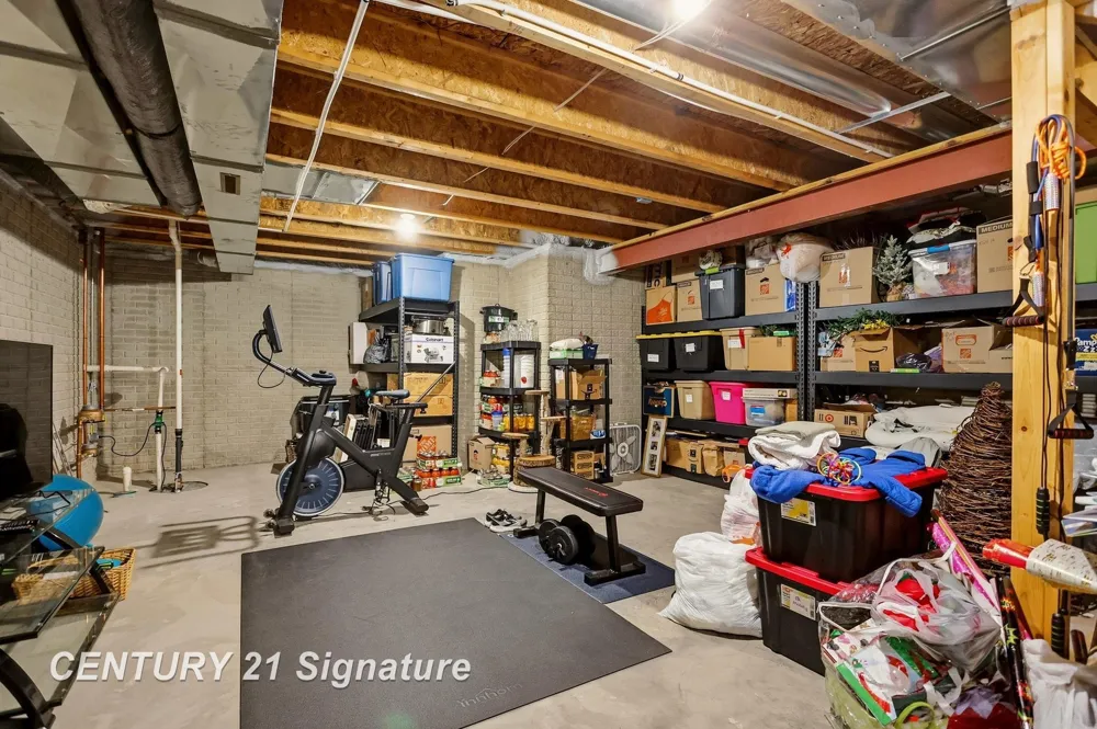 3014 Mackinaw Meadows Drive Saginaw Charter Township, MI 48603