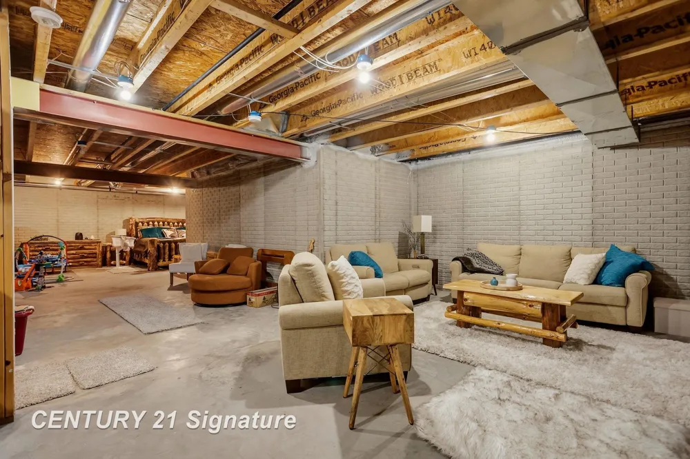3014 Mackinaw Meadows Drive Saginaw Charter Township, MI 48603