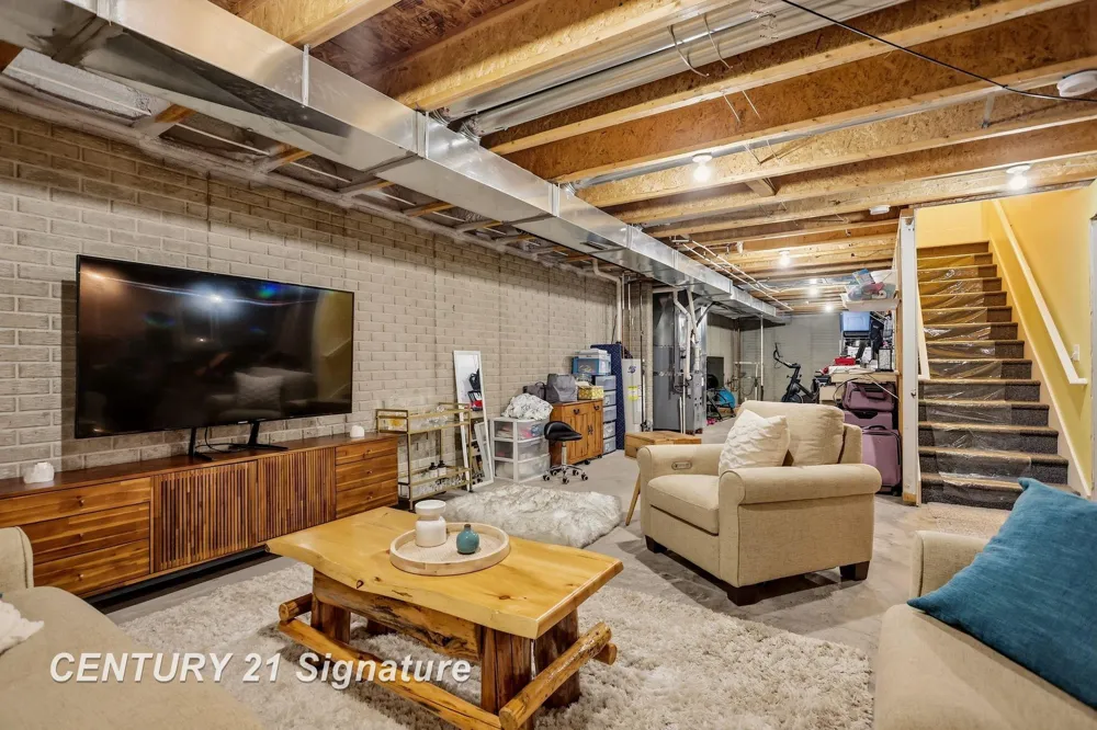3014 Mackinaw Meadows Drive Saginaw Charter Township, MI 48603