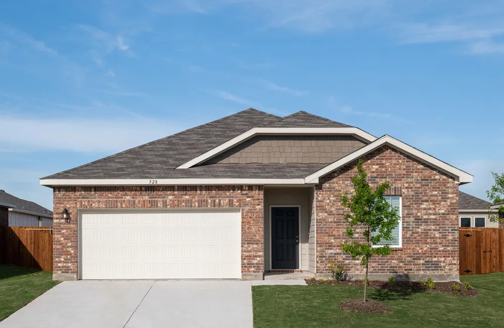 905 Palmer Howe, TX 75459