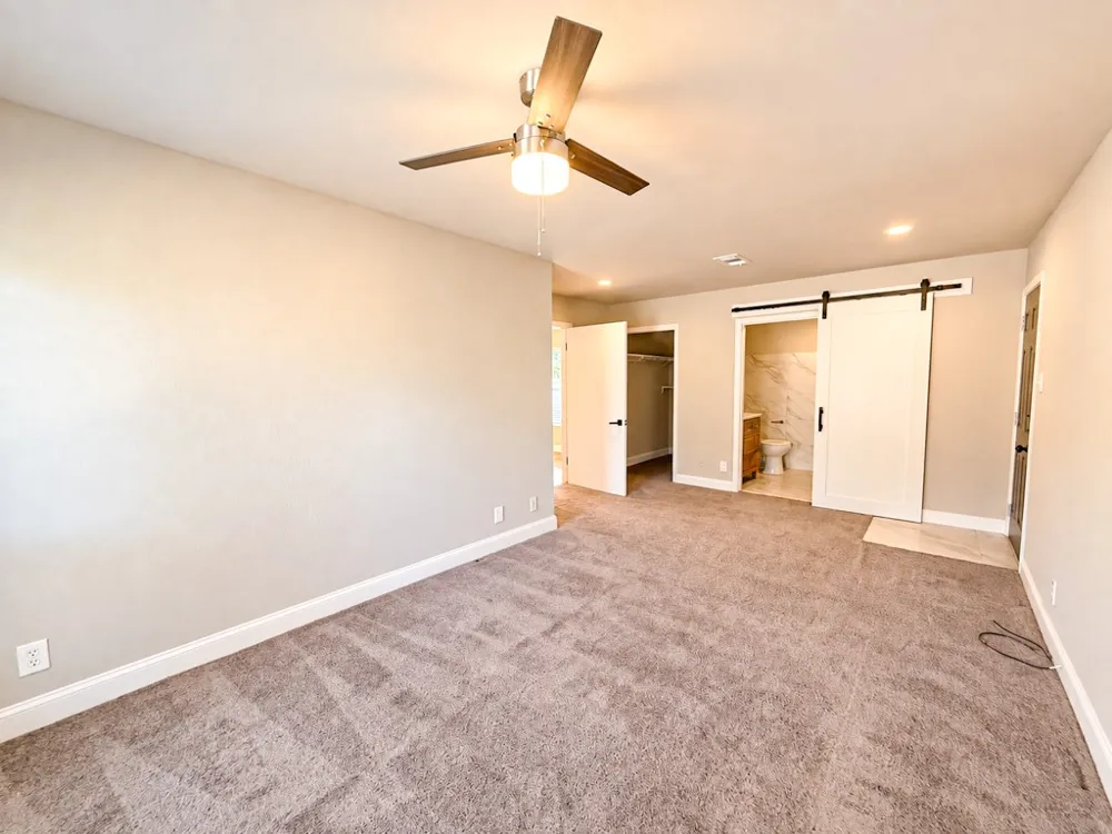 9324 Lenel Place Dallas, TX 75220