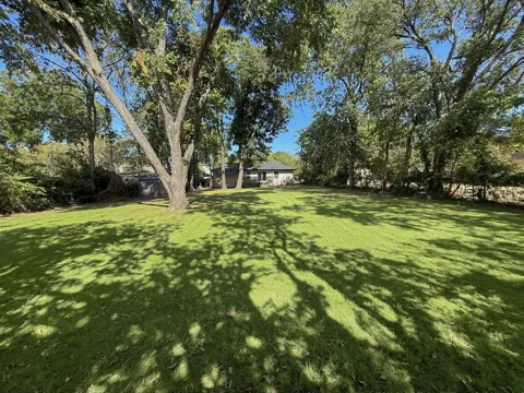 9324 Lenel Place