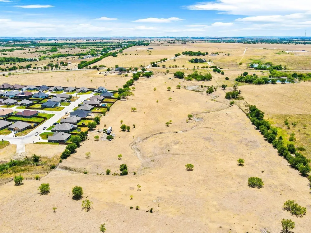 9501 Fm 2331 Godley, TX 76044