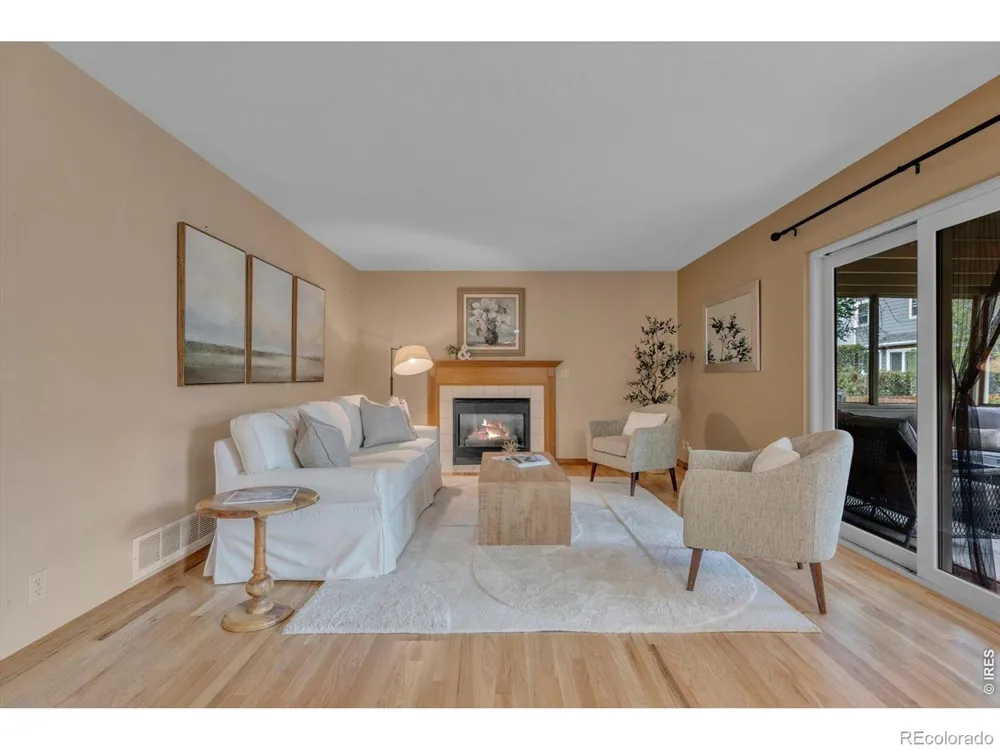 2924 Lake Park Way Longmont, CO 80503