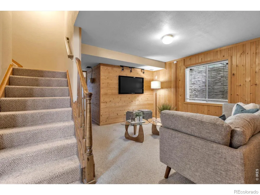 2924 Lake Park Way Longmont, CO 80503
