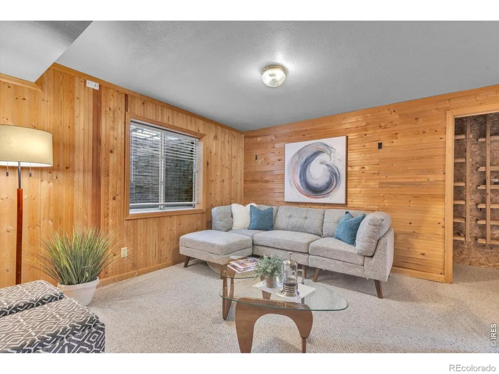 2924 Lake Park Way Longmont, CO 80503