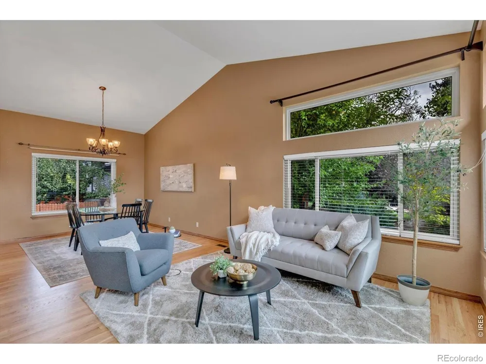 2924 Lake Park Way Longmont, CO 80503