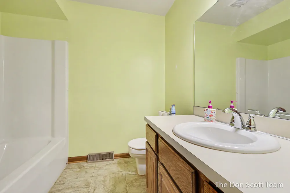 1134 Amberwood West Drive SW Byron Center, MI 49315