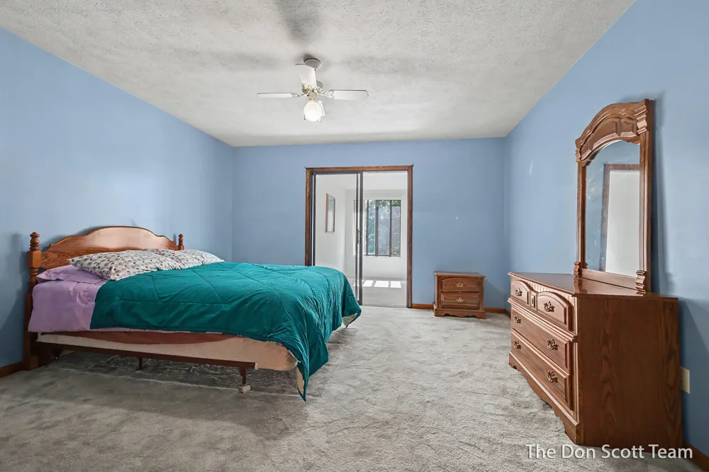 1134 Amberwood West Drive SW Byron Center, MI 49315