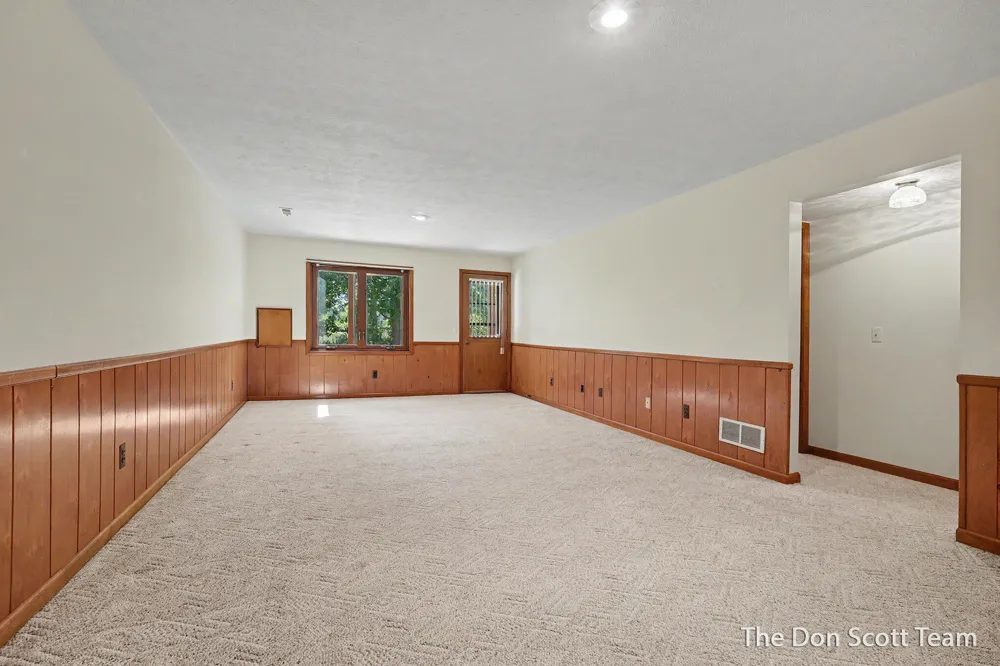 1134 Amberwood West Drive SW Byron Center, MI 49315