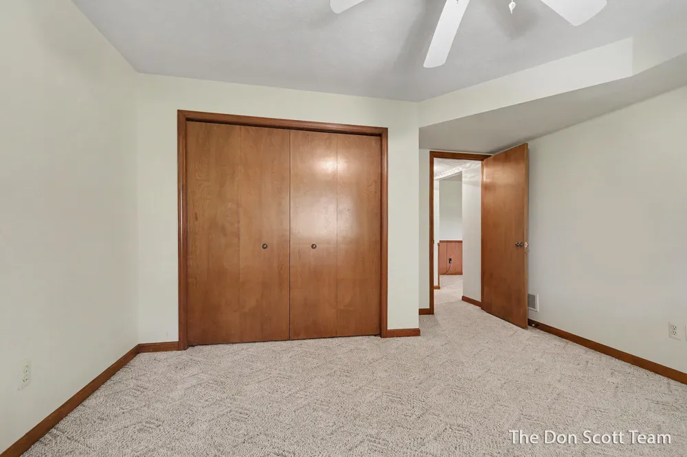 1134 Amberwood West Drive SW Byron Center, MI 49315