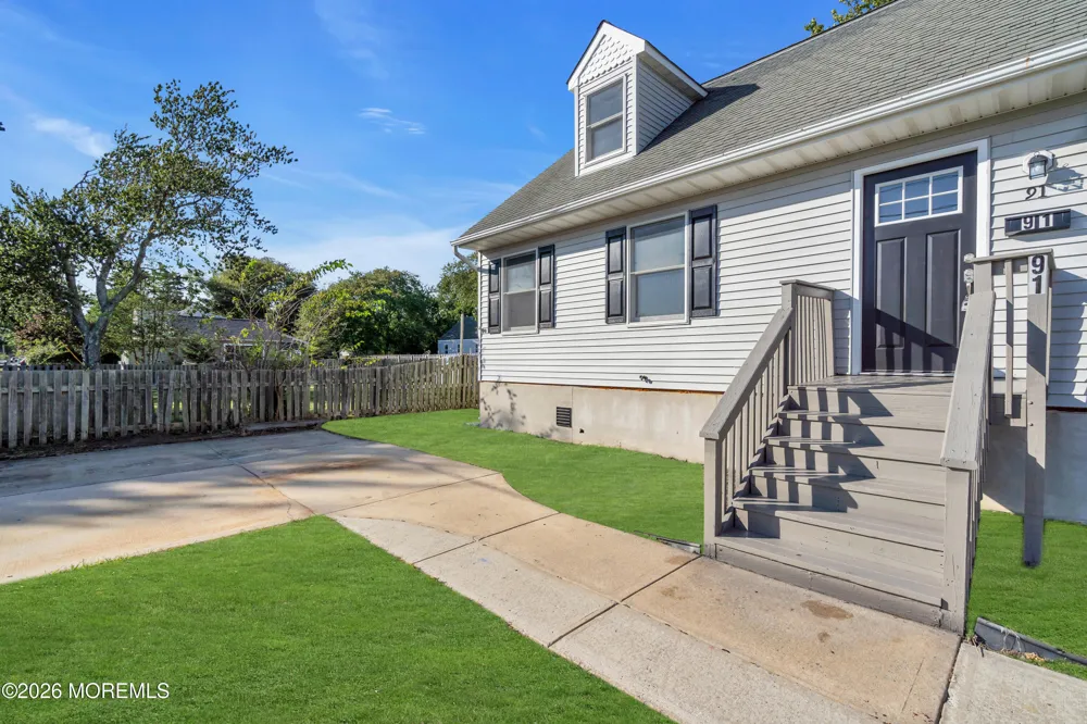 91 Adriatic Avenue Waretown, NJ 08758