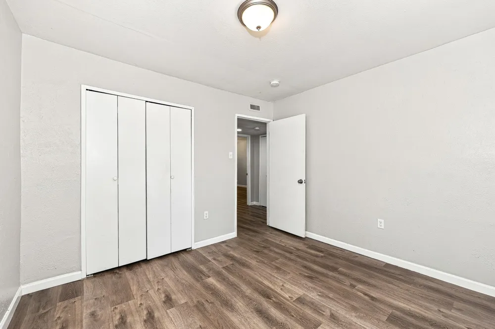 6213 Pine Street Rowlett, TX 75089