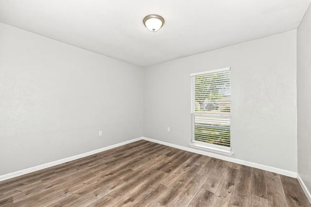 6213 Pine Street Rowlett, TX 75089