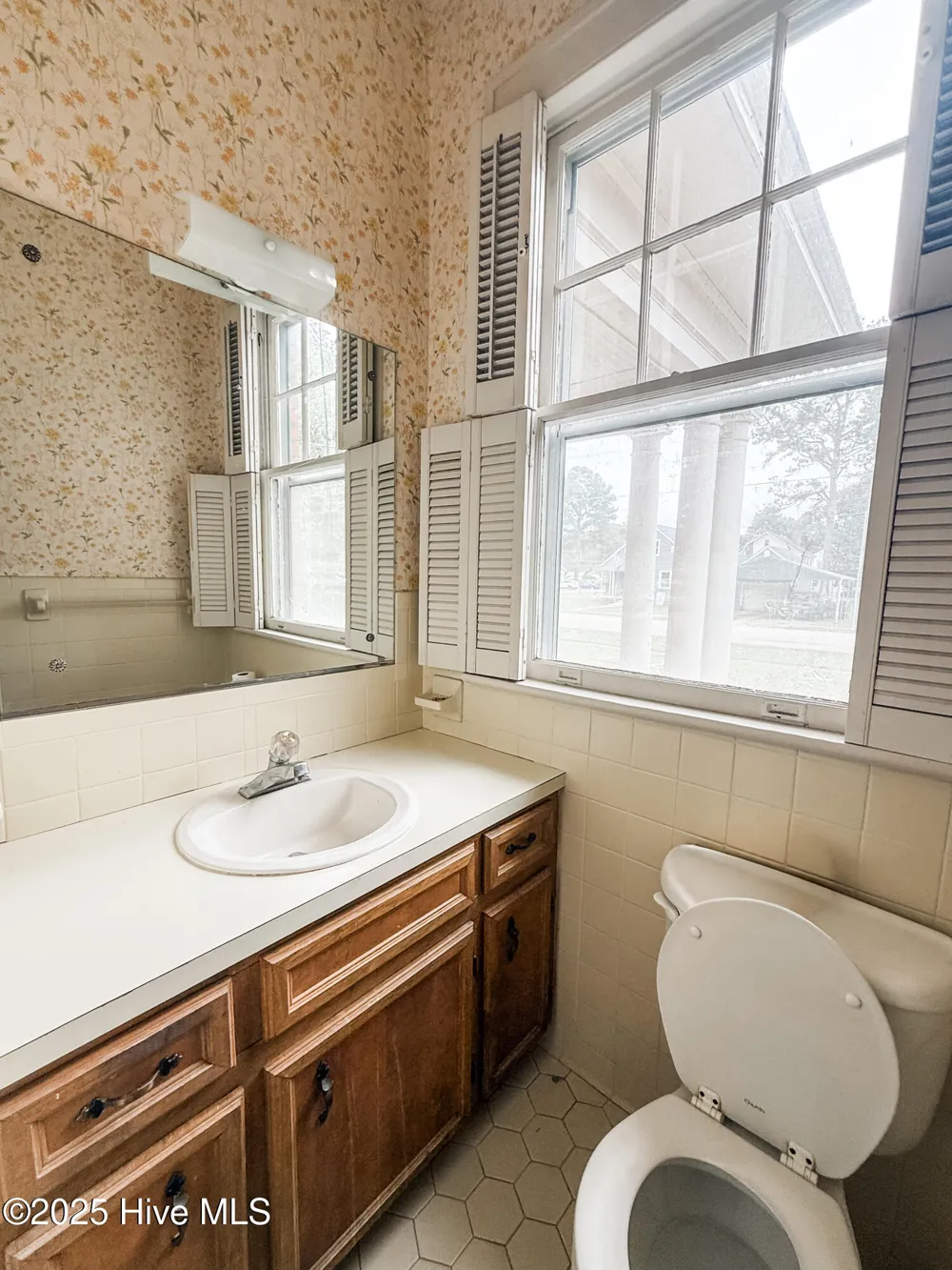 103 S Pender Street Fremont, NC 27830