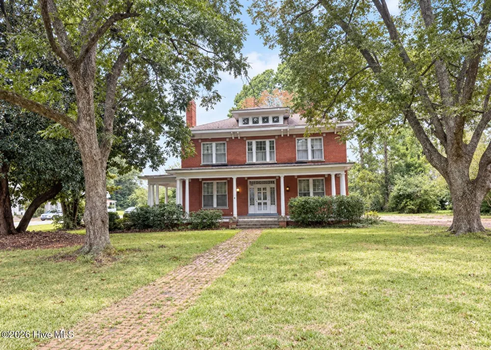 103 S Pender Street Fremont, NC 27830