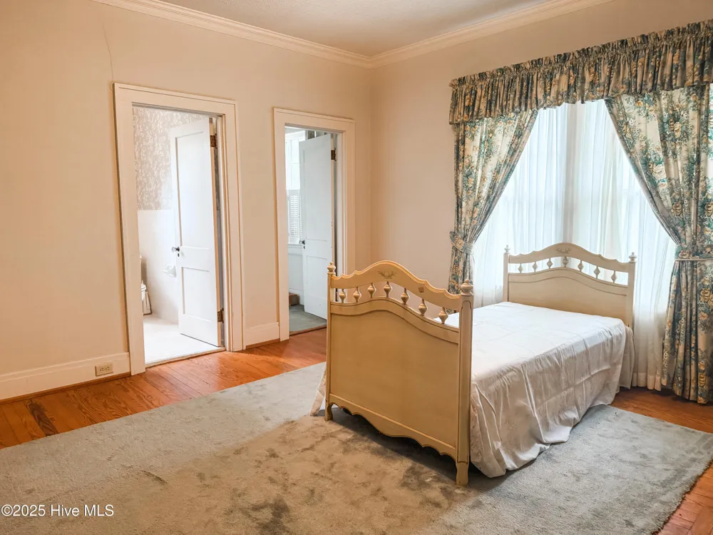 103 S Pender Street Fremont, NC 27830