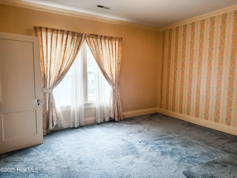 103 S Pender Street Fremont, NC 27830