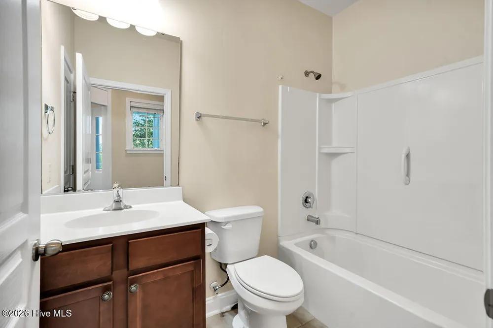 5227 Shipmast Way Southport, NC 28461