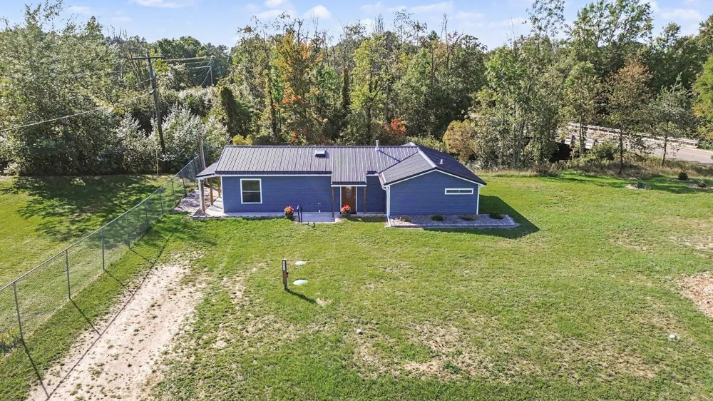 18987 Chippewa River Road Barryton, MI 49305