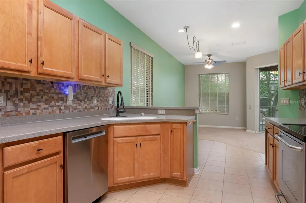 899 LANTERN WAY #201 Clearwater, FL 33765