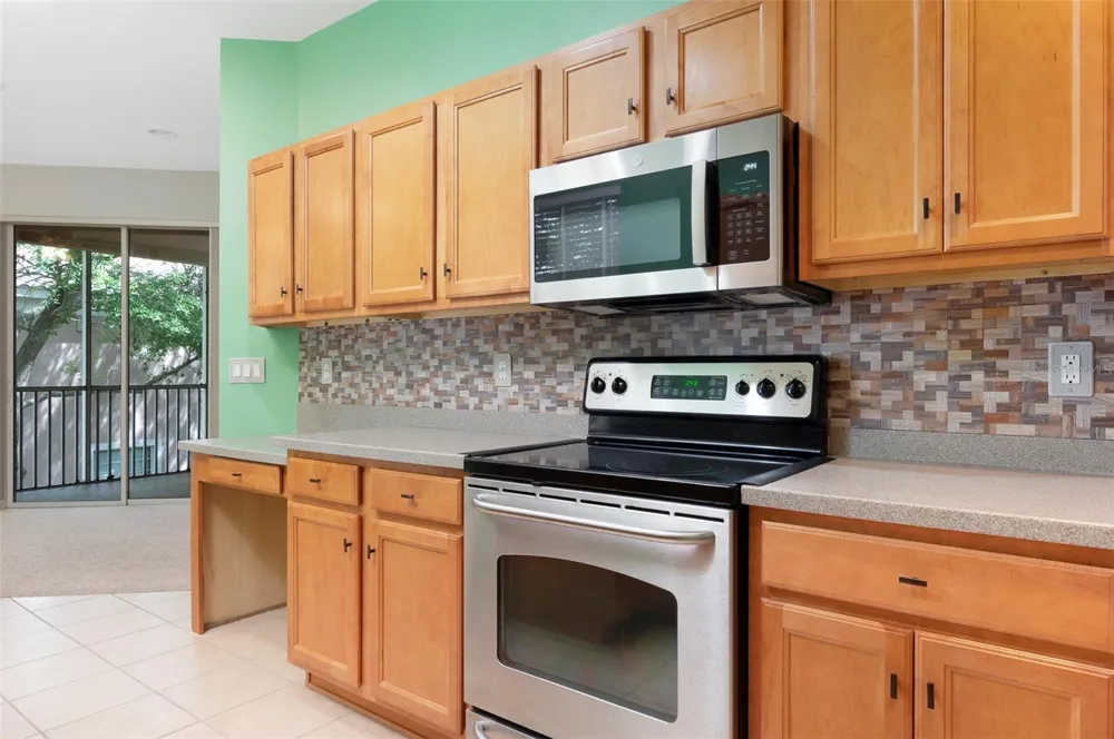 899 LANTERN WAY #201 Clearwater, FL 33765