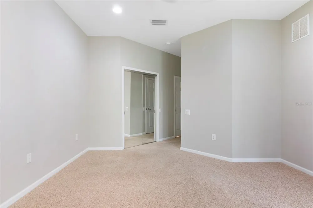 899 LANTERN WAY #201 Clearwater, FL 33765