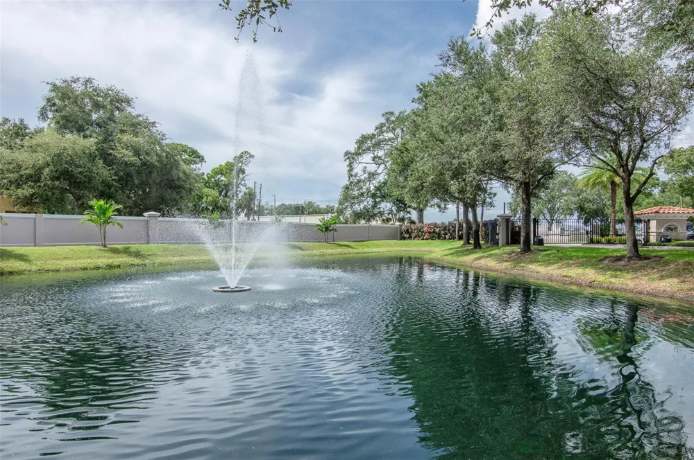 899 LANTERN WAY #201 Clearwater, FL 33765