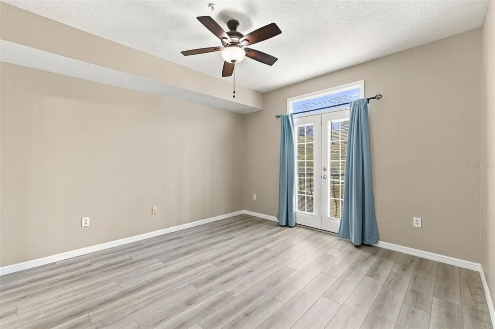 501 KNIGHTS RUN AVENUE #2202 Tampa, FL 33602