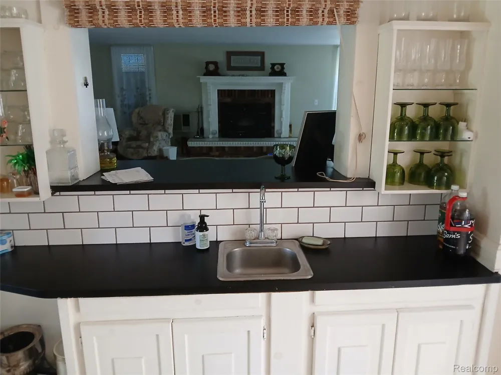 5405 S Lakeshore Road Sherman Township, MI 48441