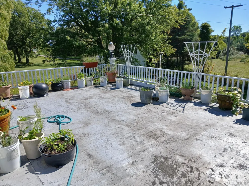 5405 S Lakeshore Road Sherman Township, MI 48441