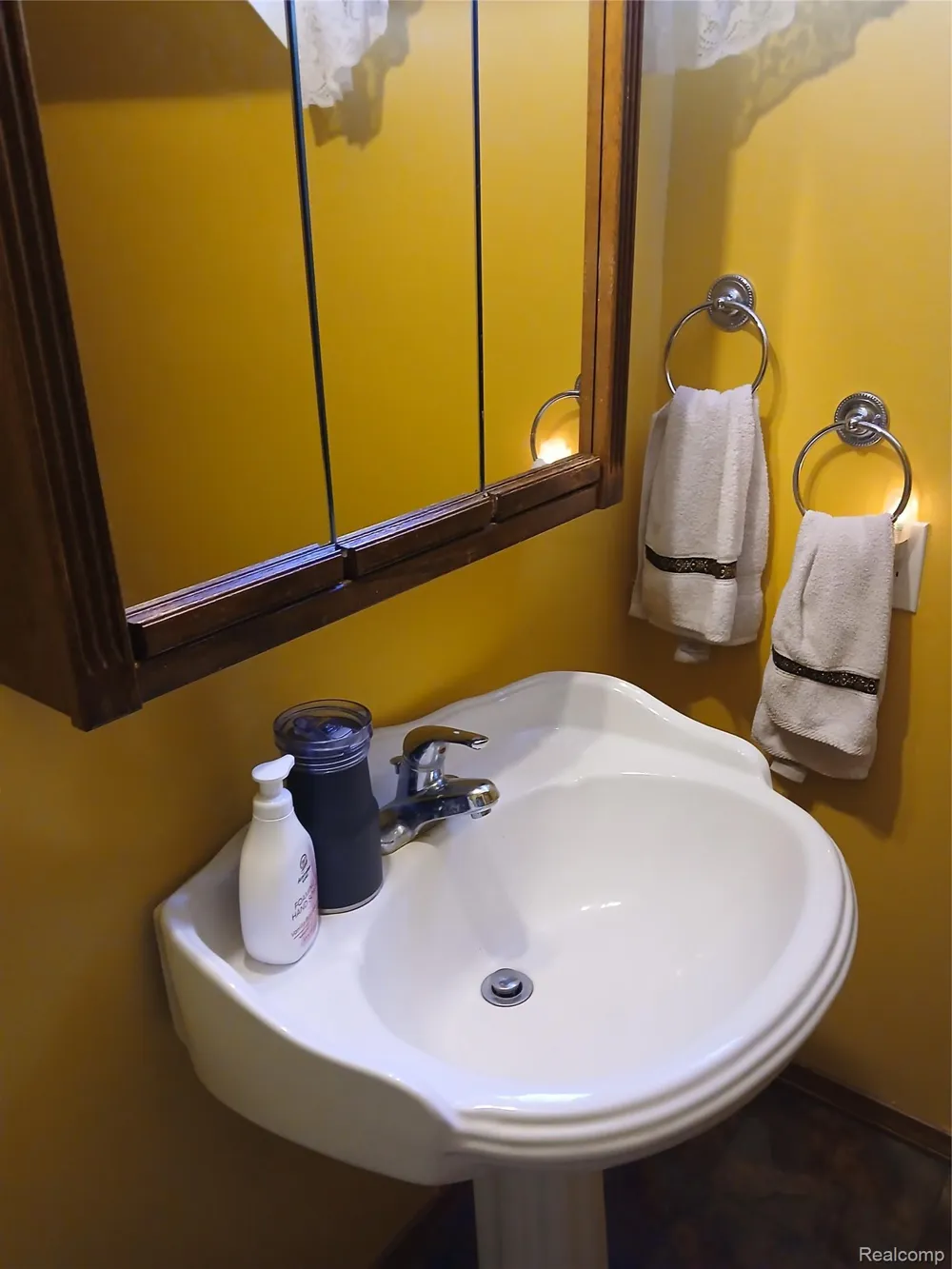 5405 S Lakeshore Road Sherman Township, MI 48441