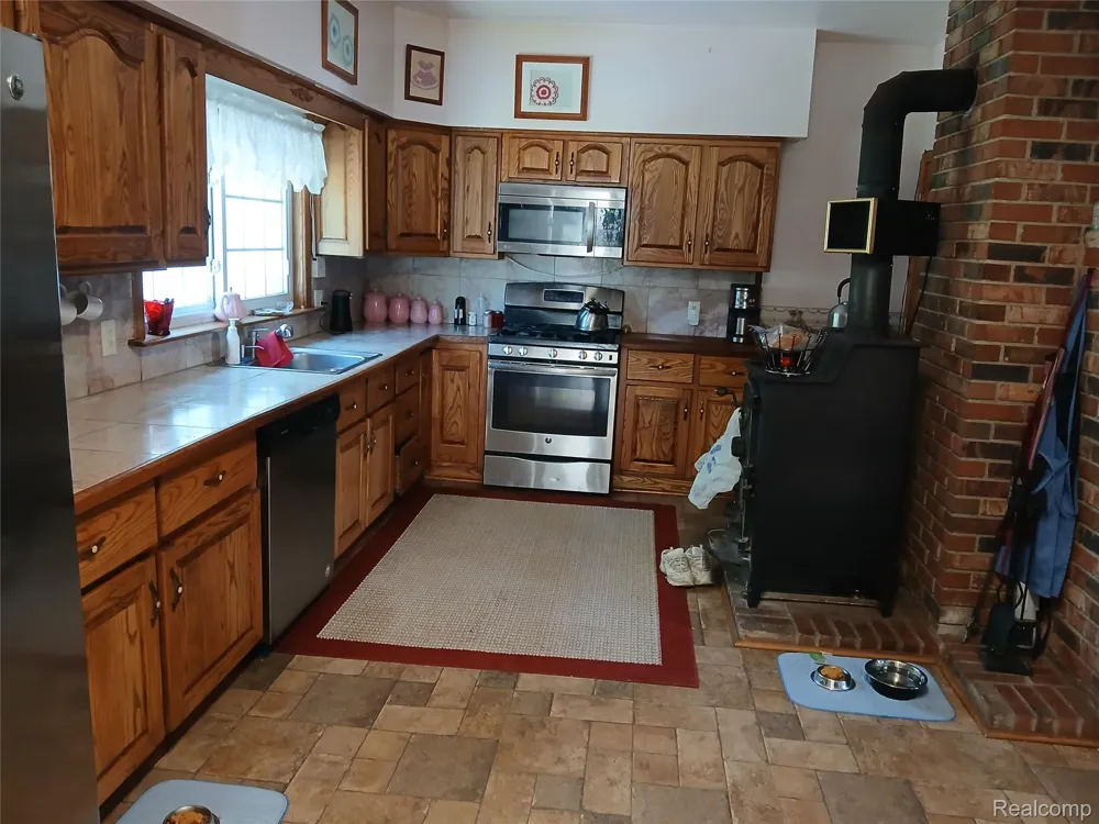 5405 S Lakeshore Road Sherman Township, MI 48441