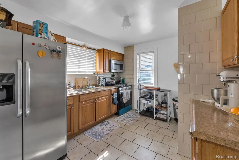 4873 Curtis Street Dearborn City, MI 48126