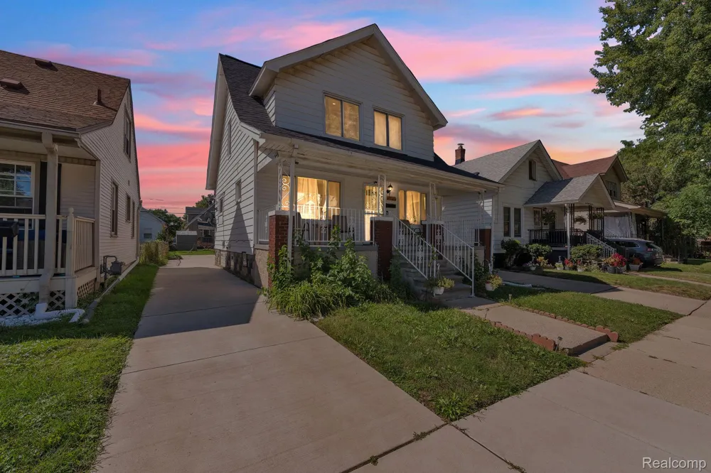 4873 Curtis Street Dearborn City, MI 48126
