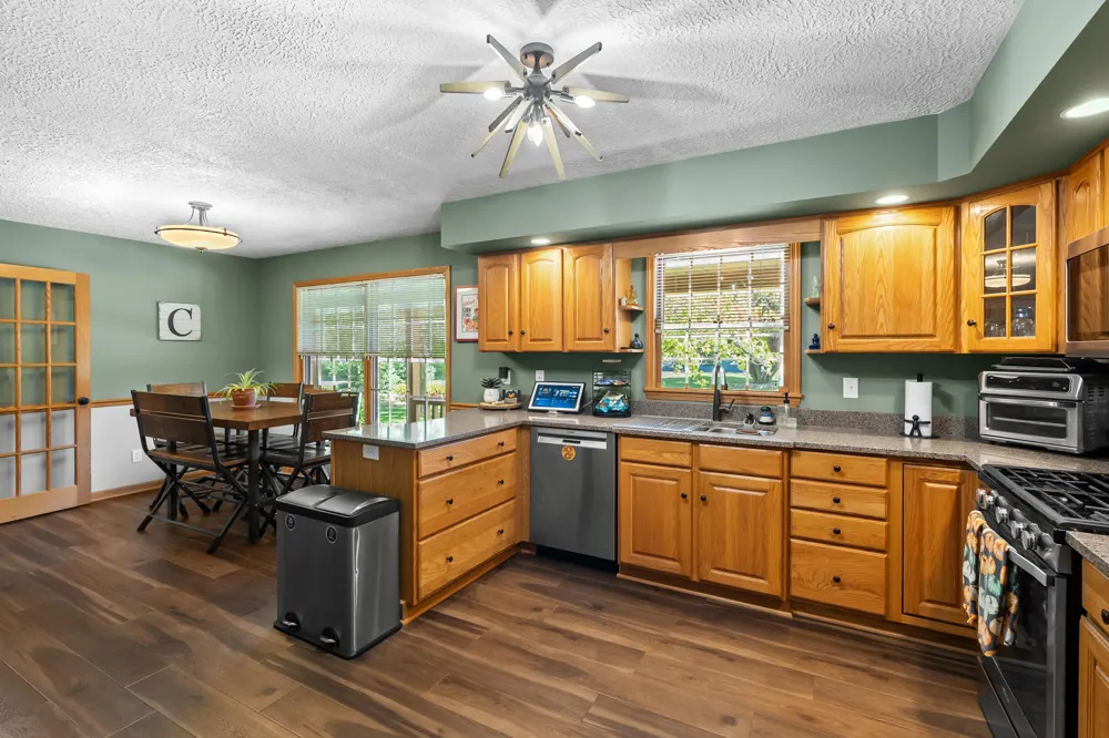 48884 Hickory Lane Antwerp Township, MI 49071