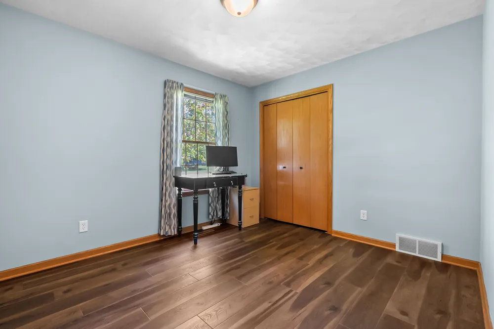 48884 Hickory Lane Antwerp Township, MI 49071