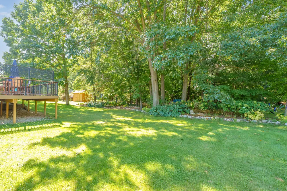 48884 Hickory Lane Antwerp Township, MI 49071