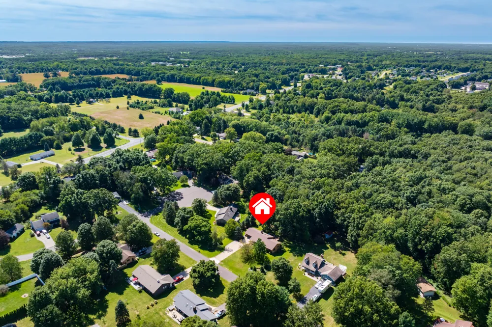 48884 Hickory Lane Antwerp Township, MI 49071